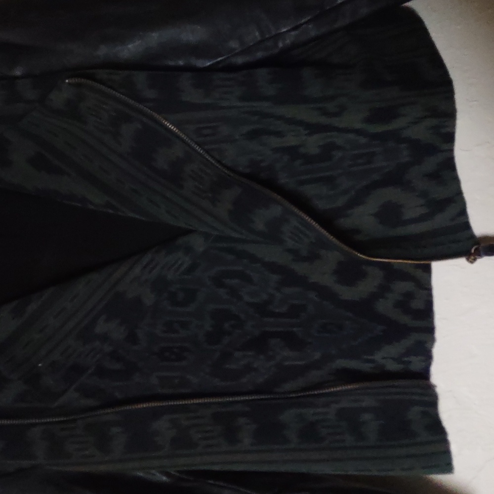 Cleobella Jacket - Picture 3 of 11